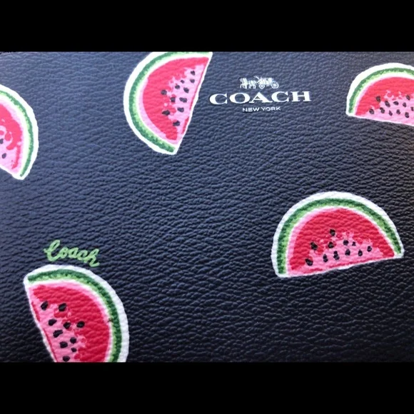 🍉New Coach Watermelon Print Corner Zip Wristlet🍉 - Picture 11 of 15
